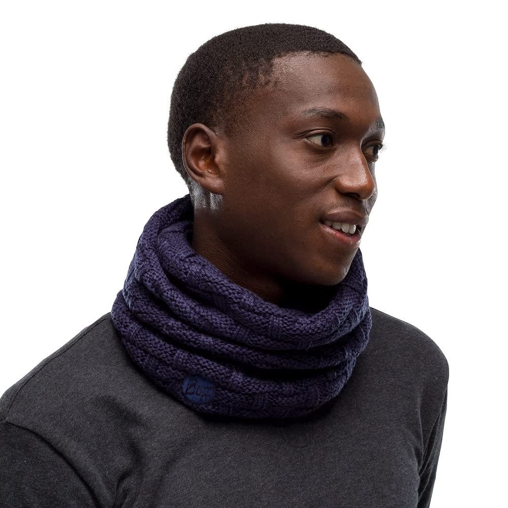 buff-airon-strick-neckwarmer-polar-strickschal-lifestyle image 3