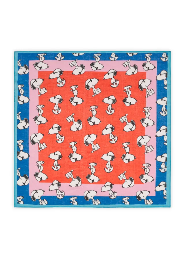 codello-peanuts-bandana-aus-modalmix-mit-snoopy-motiven image 1