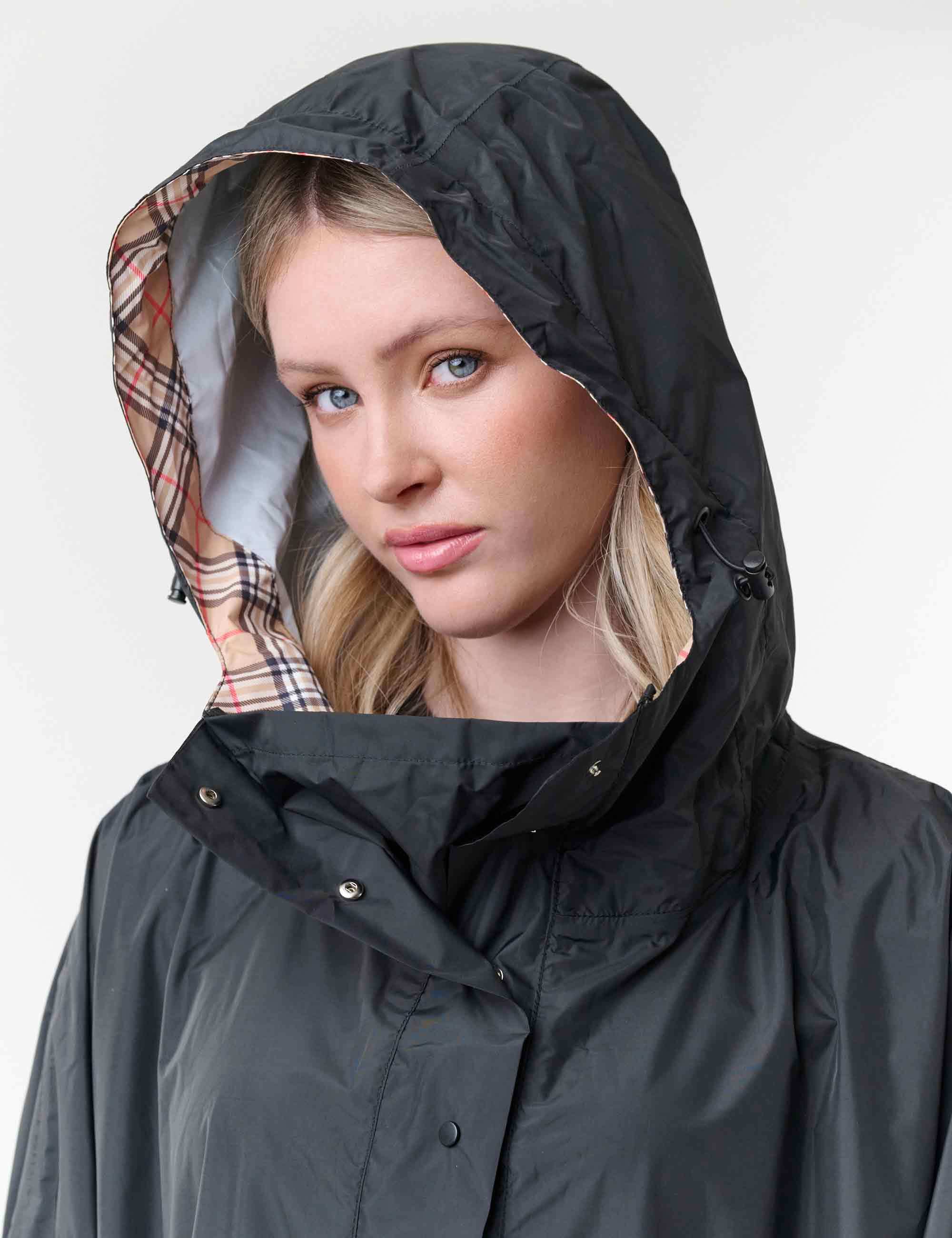 fraas-regenponcho-mit-fraas-plaid-karo-170-x-140-cm image 5