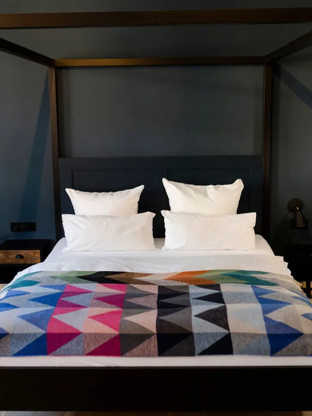fraas-sustainability-edition-decke-130-x-200-cm-zickzack-design-made-in-germany image 1