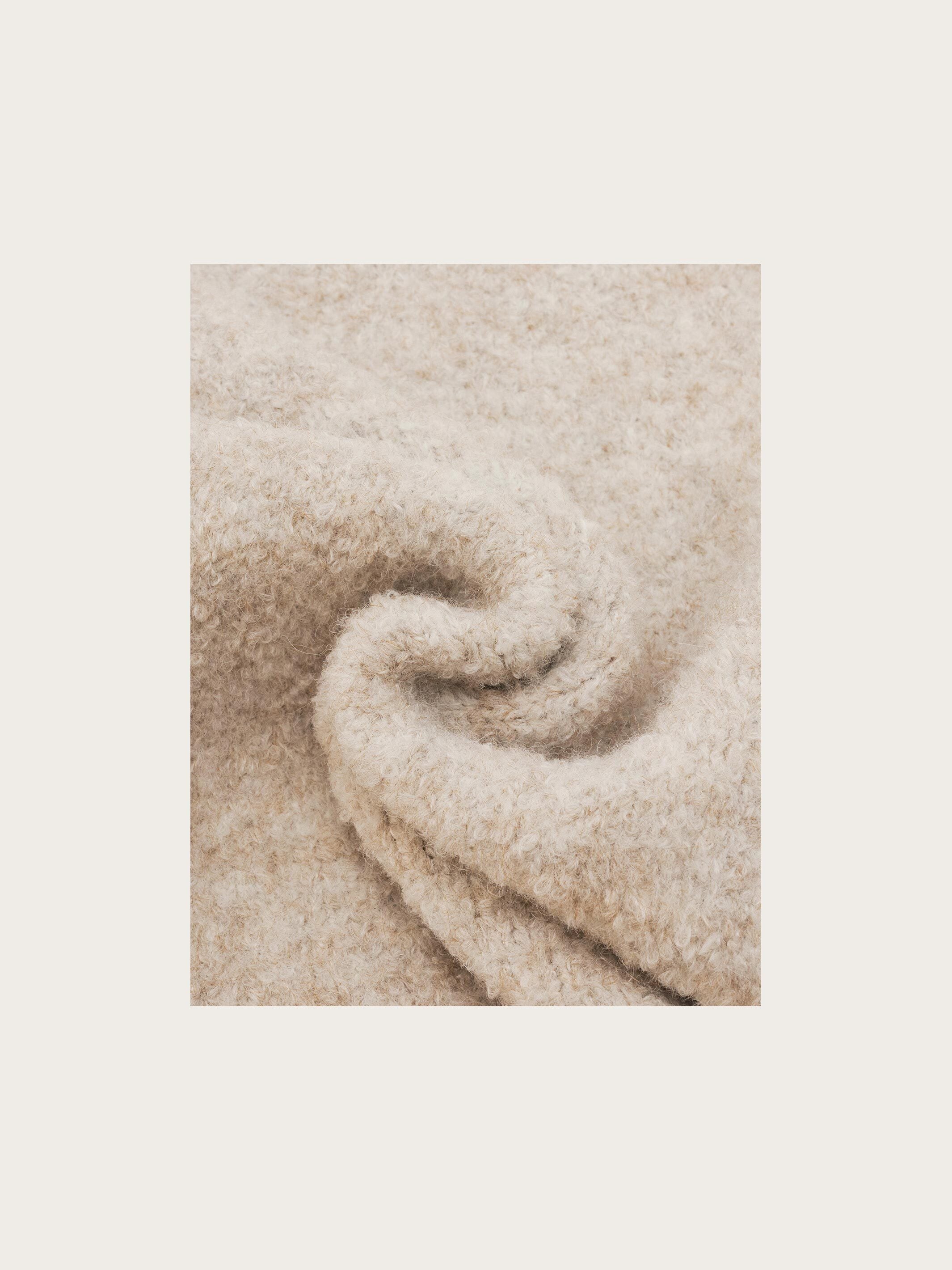 fraas-sustainability-edition-strickschal-einfarbig-kuscheliger-boucl-schal-30-x- image 8
