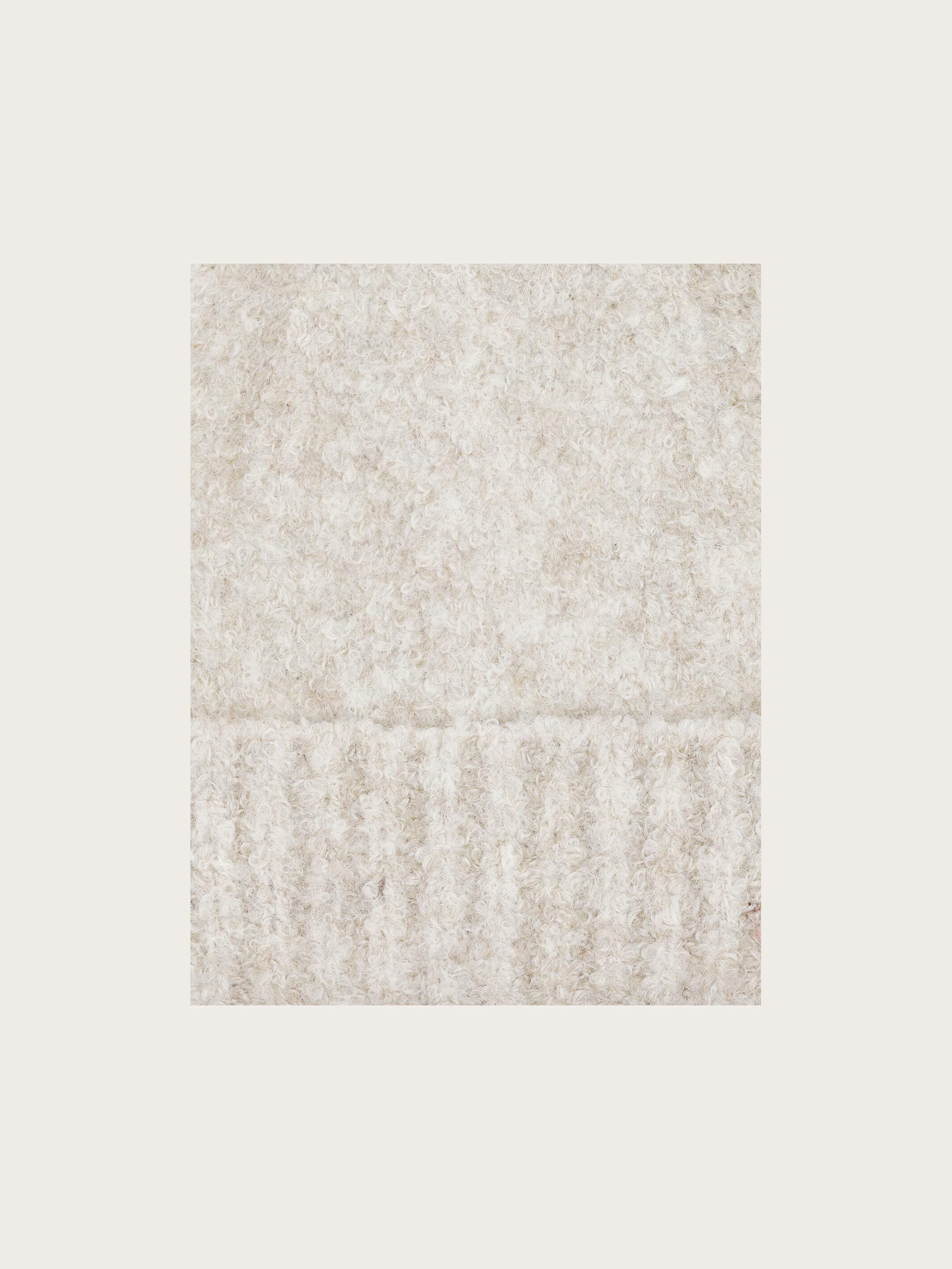 fraas-sustainability-edition-strickm-tze-einfarbig-23-x-22-cm-50-recyceltes-poly image 2