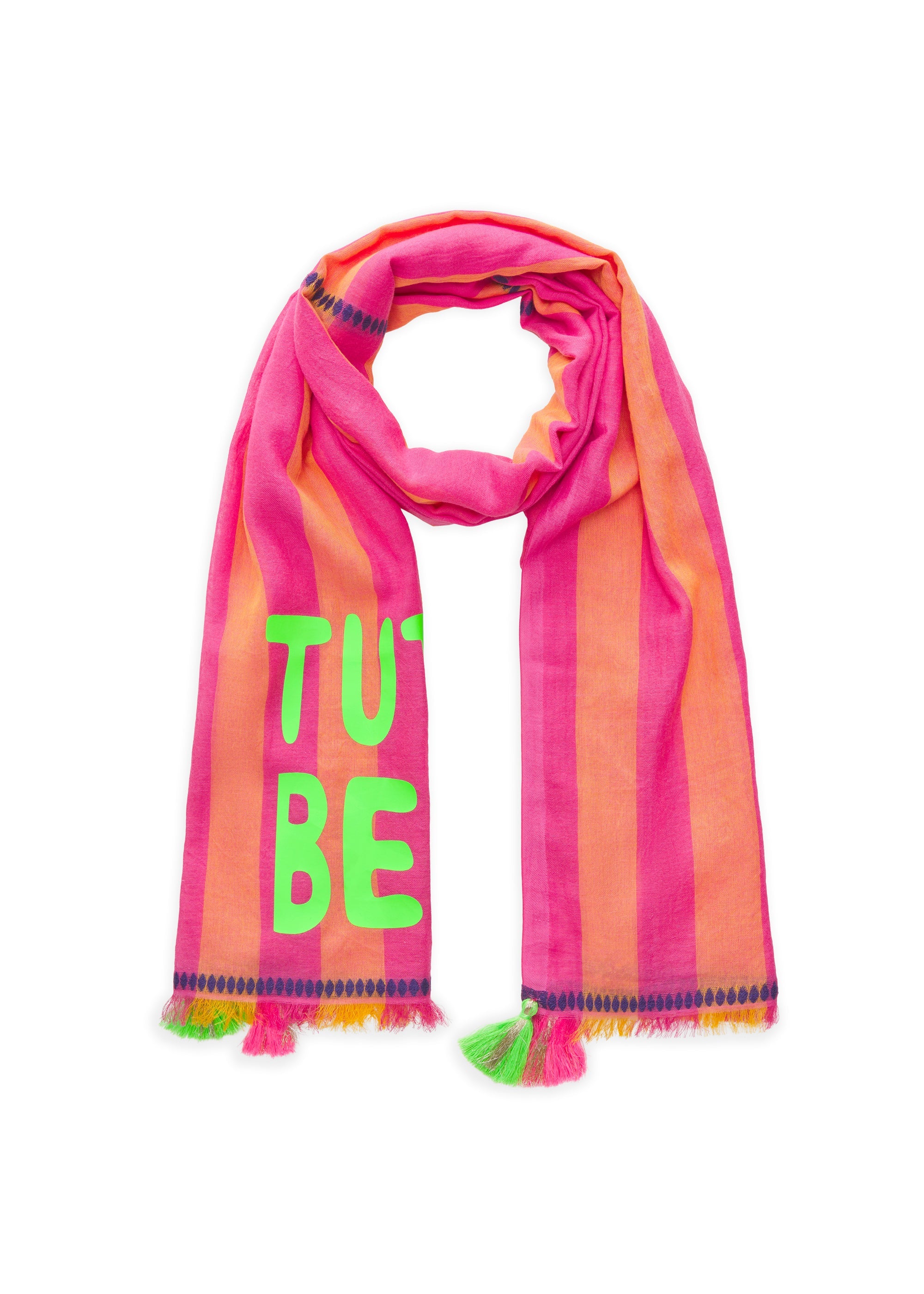 codello-schal-aus-baumwoll-mix-mit-streifen-und-tutto-bene-schriftzug-in-pink image 1