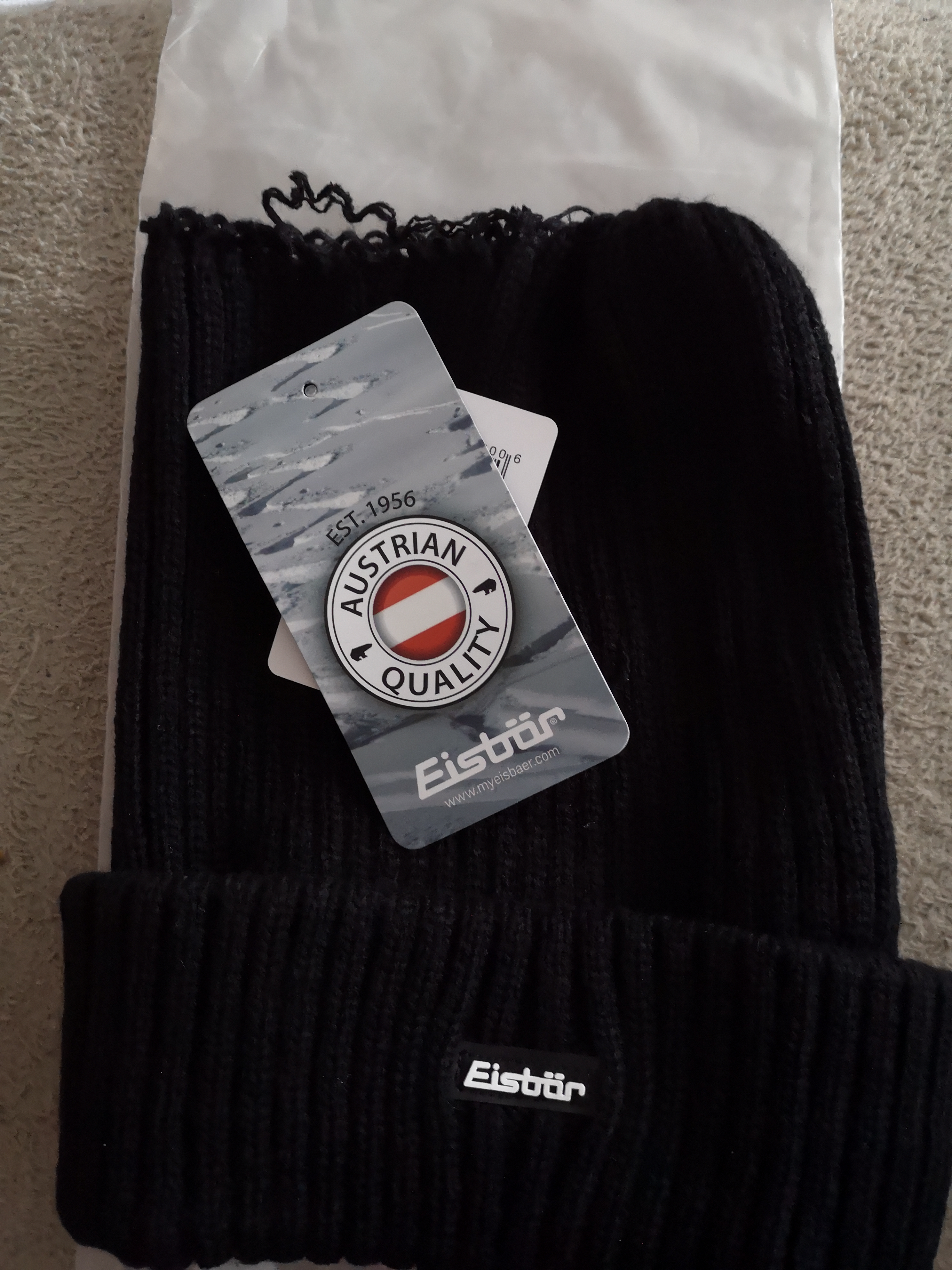 Schöne Wintermütze für jeden Tag