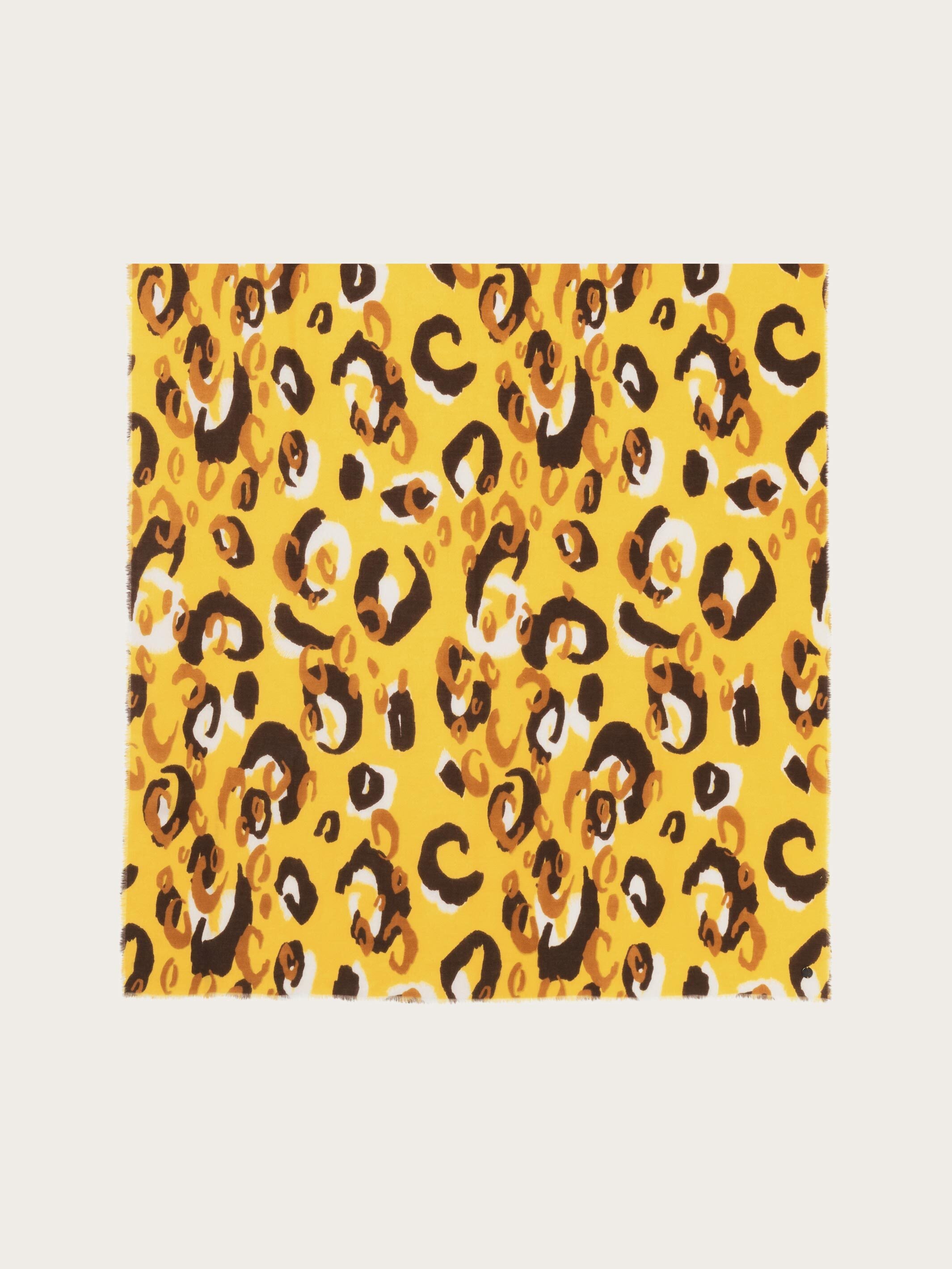 fraas-stola-mit-xl-leo-print-im-kringel-stil-84-x-180-cm image 3