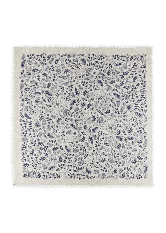 codello-tuch-aus-wolle-kaschmir-mix-mit-alpinen-naturmotiven image 1