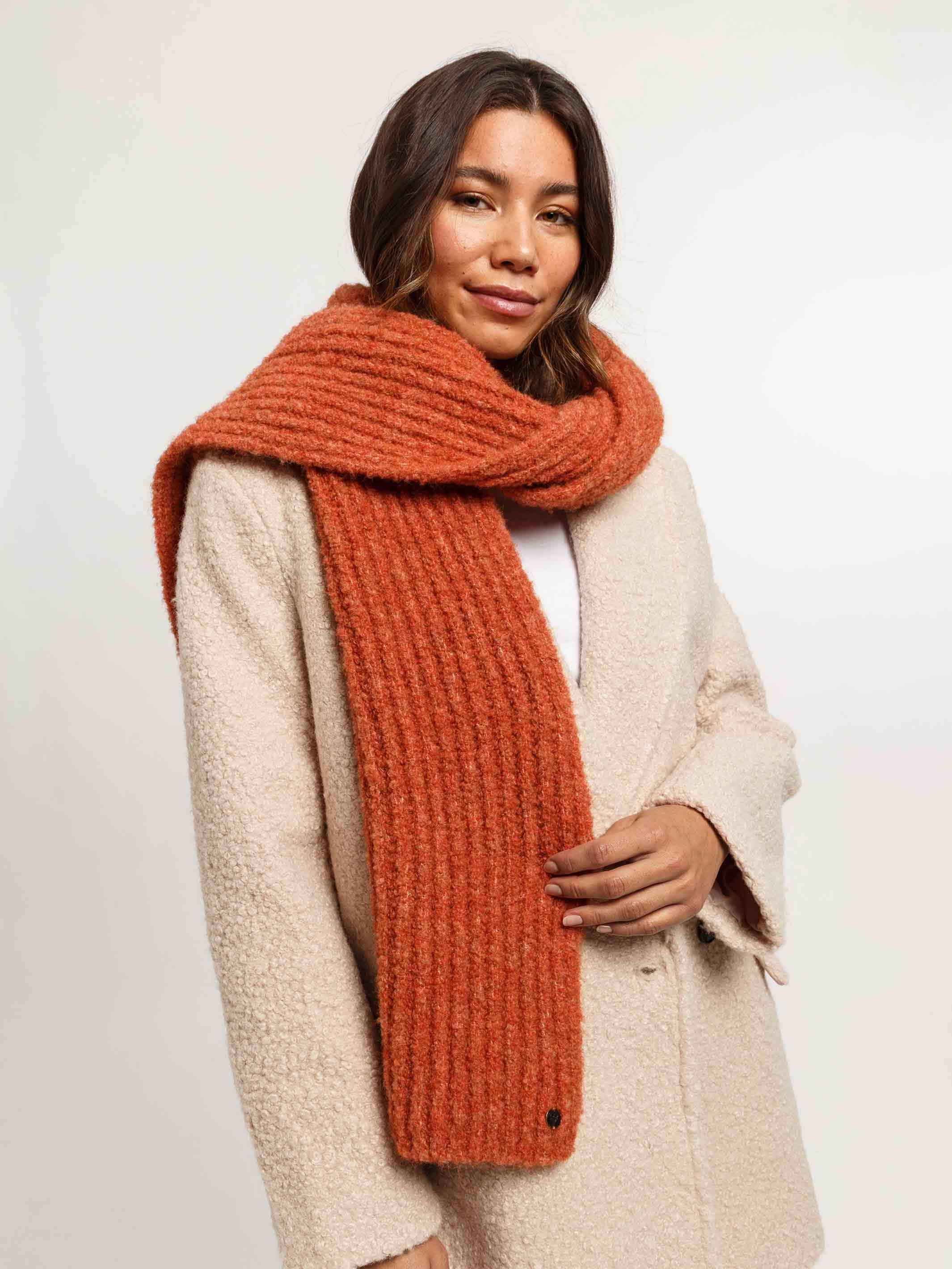 fraas-sustainability-edition-gerippter-strickschal-boucl-30-x-180-cm image 5