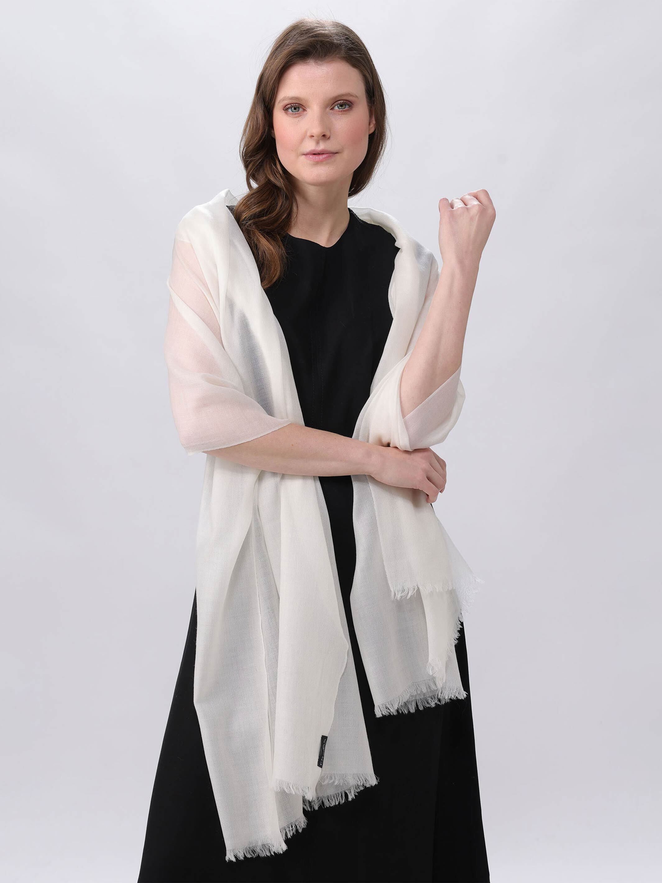 fraas-pashmina-stola-aus-reinem-kaschmir-70-x-180-cm-einfarbig-damenstola image 8