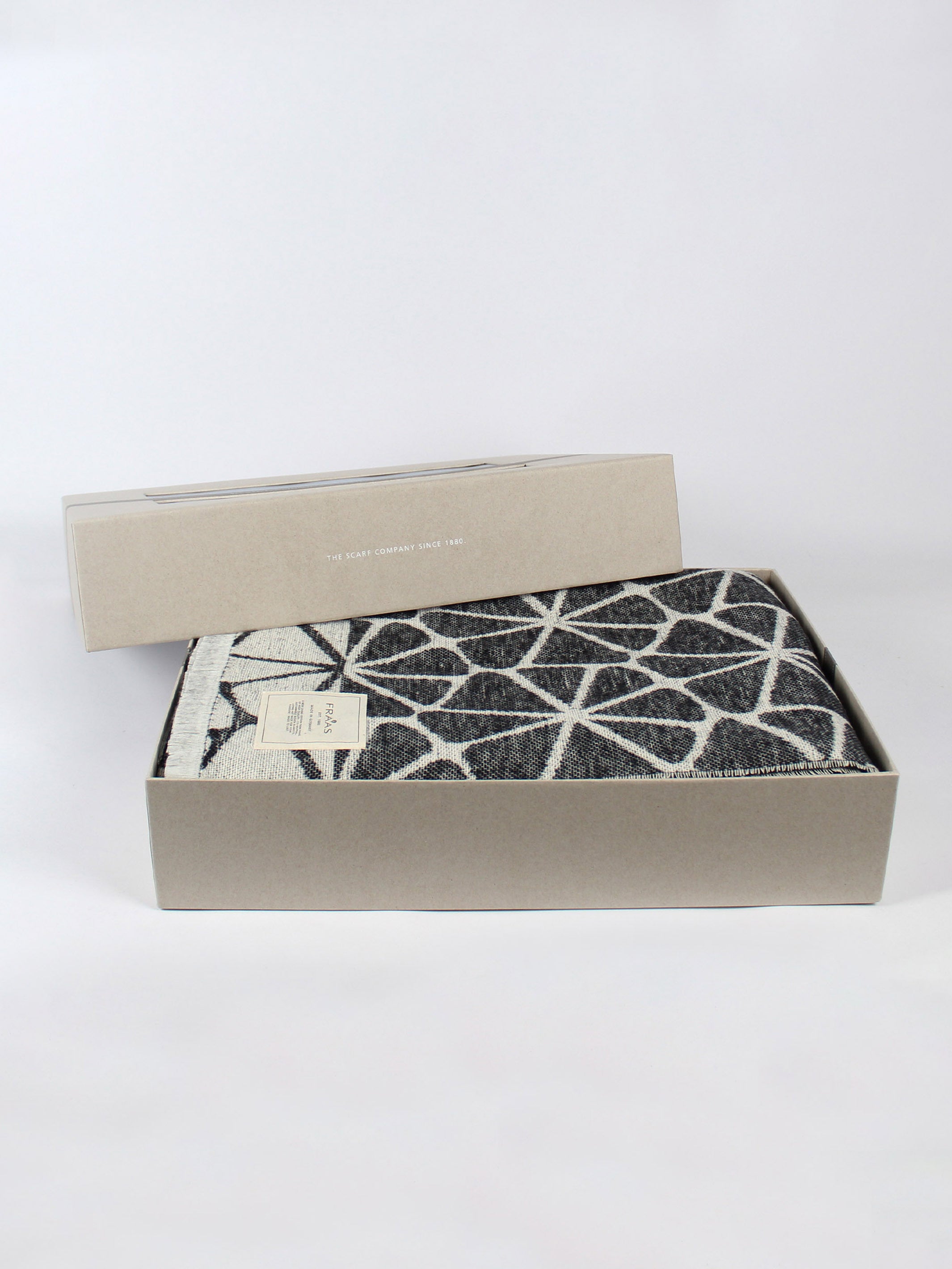 fraas-geschenkbox-gro-47-x-34-x-9-5-cm-geschenkkarton-cremefarben image 2