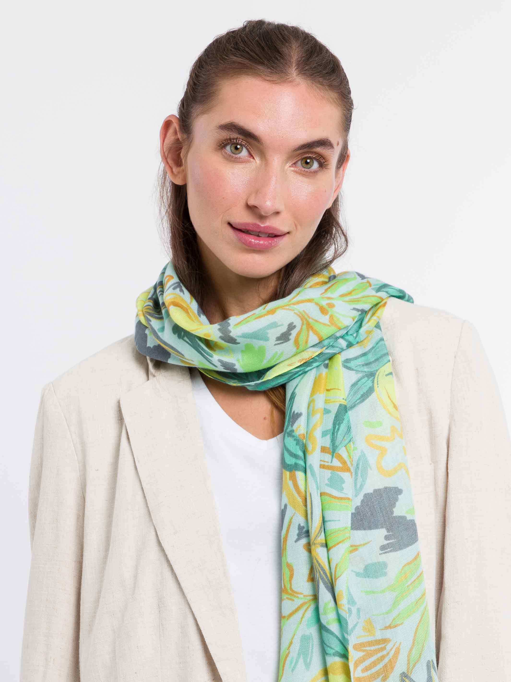 fraas-sustainability-collection-schal-mit-tropischem-pflanzen-design-aus-viskose image 6