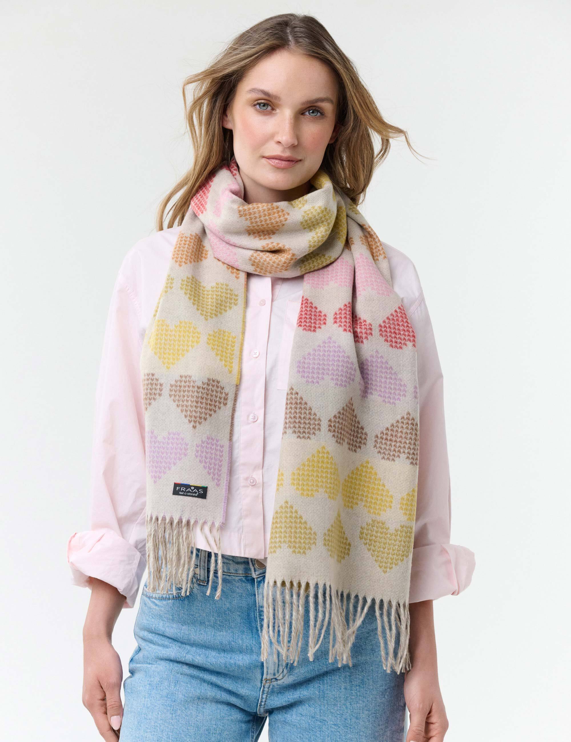 fraas-cashmink-schal-mit-herz-design-35-x-200-cm image 6