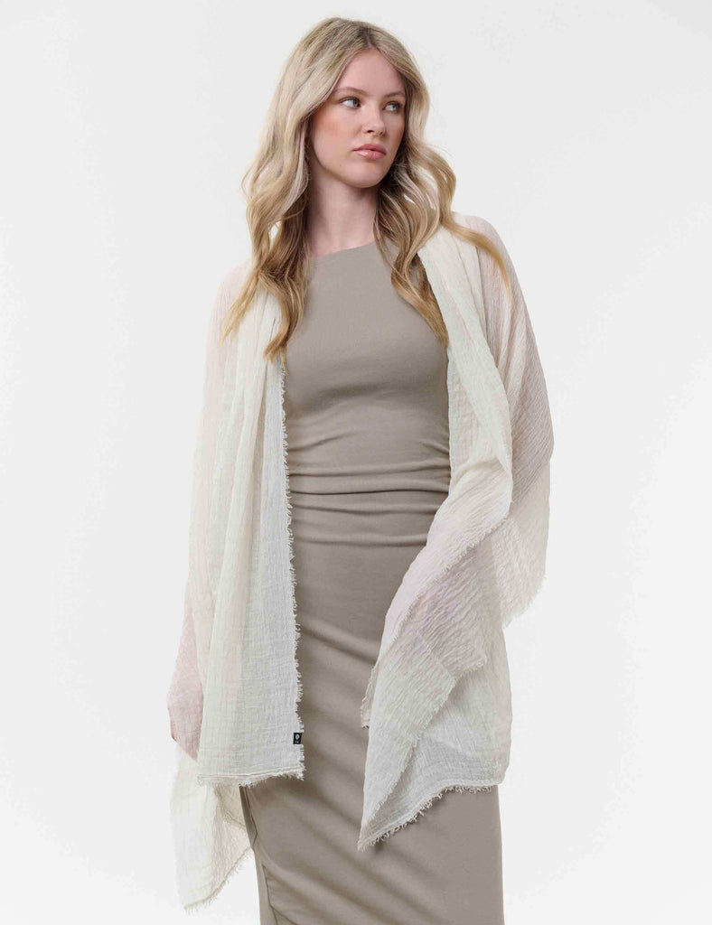 fraas-stola-leicht-95-x-190-cm-mit-glanzstreifen-100-polyester image 1