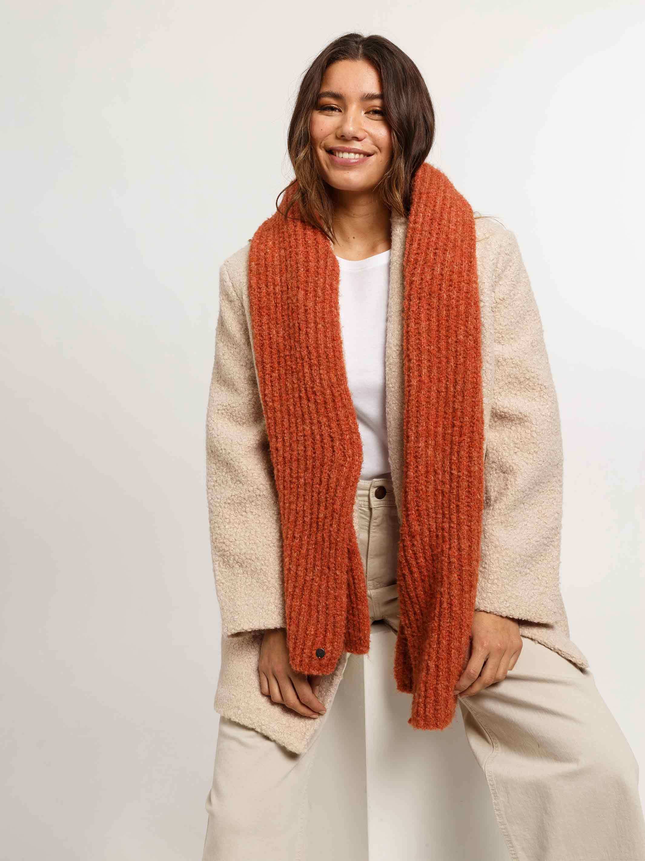 fraas-sustainability-edition-gerippter-strickschal-boucl-30-x-180-cm image 1