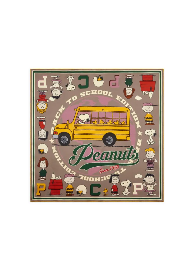 codello-peanuts-nickituch-aus-seide-mit-schoolbus-motiv image 1