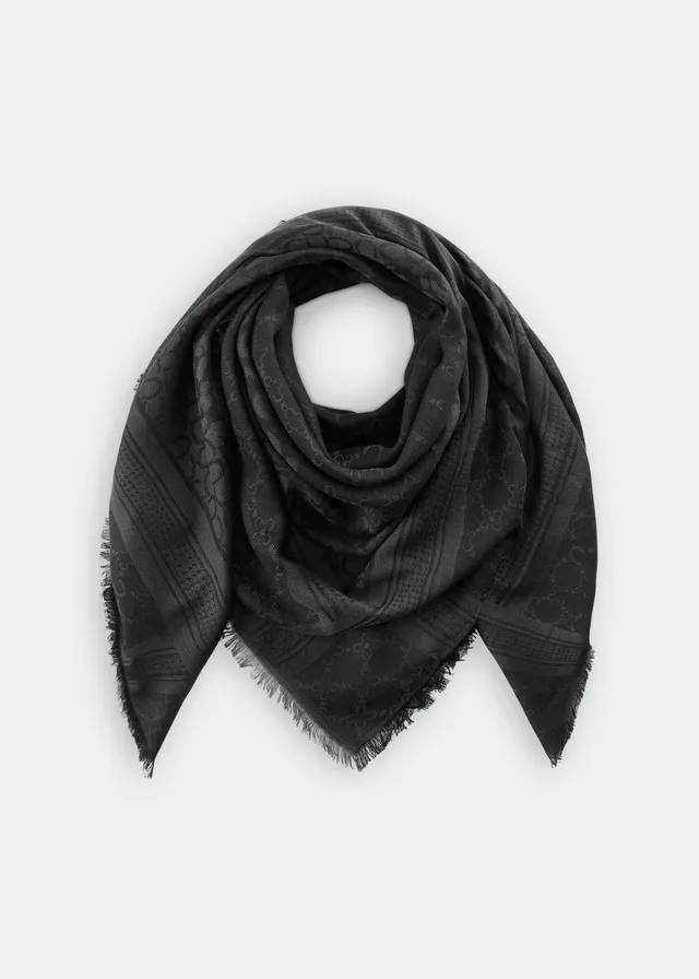 codello-edles-premium-xl-tuch-mit-monogramm-muster image 1