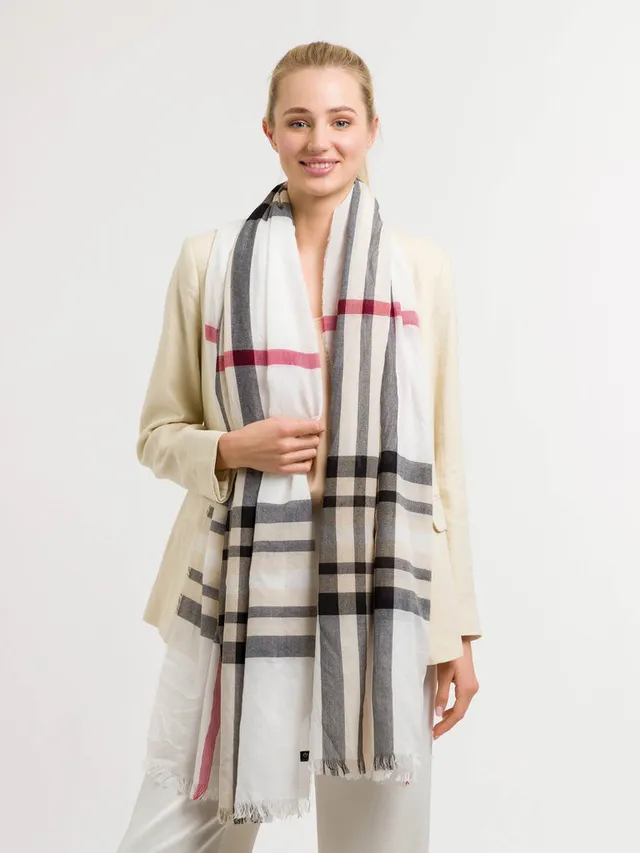 fraas-sustainability-edition-leichte-stola-mit-fraas-plaid-93-x-200-cm-schal-aus image 1
