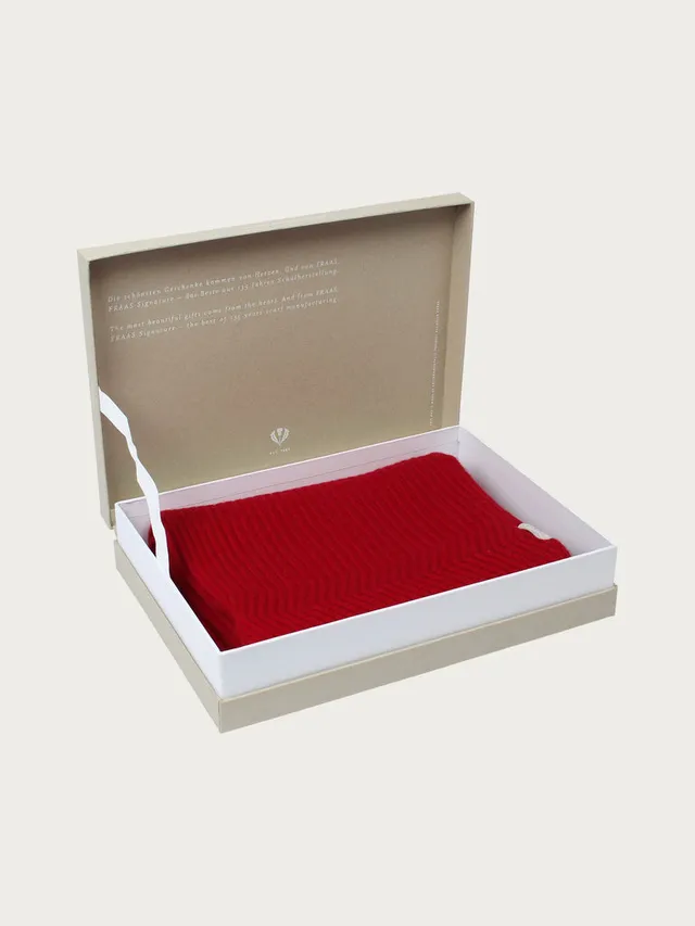 fraas-grobstrick-schal-aus-100-kaschmir-25-x-170-cm-in-geschenkbox image 1