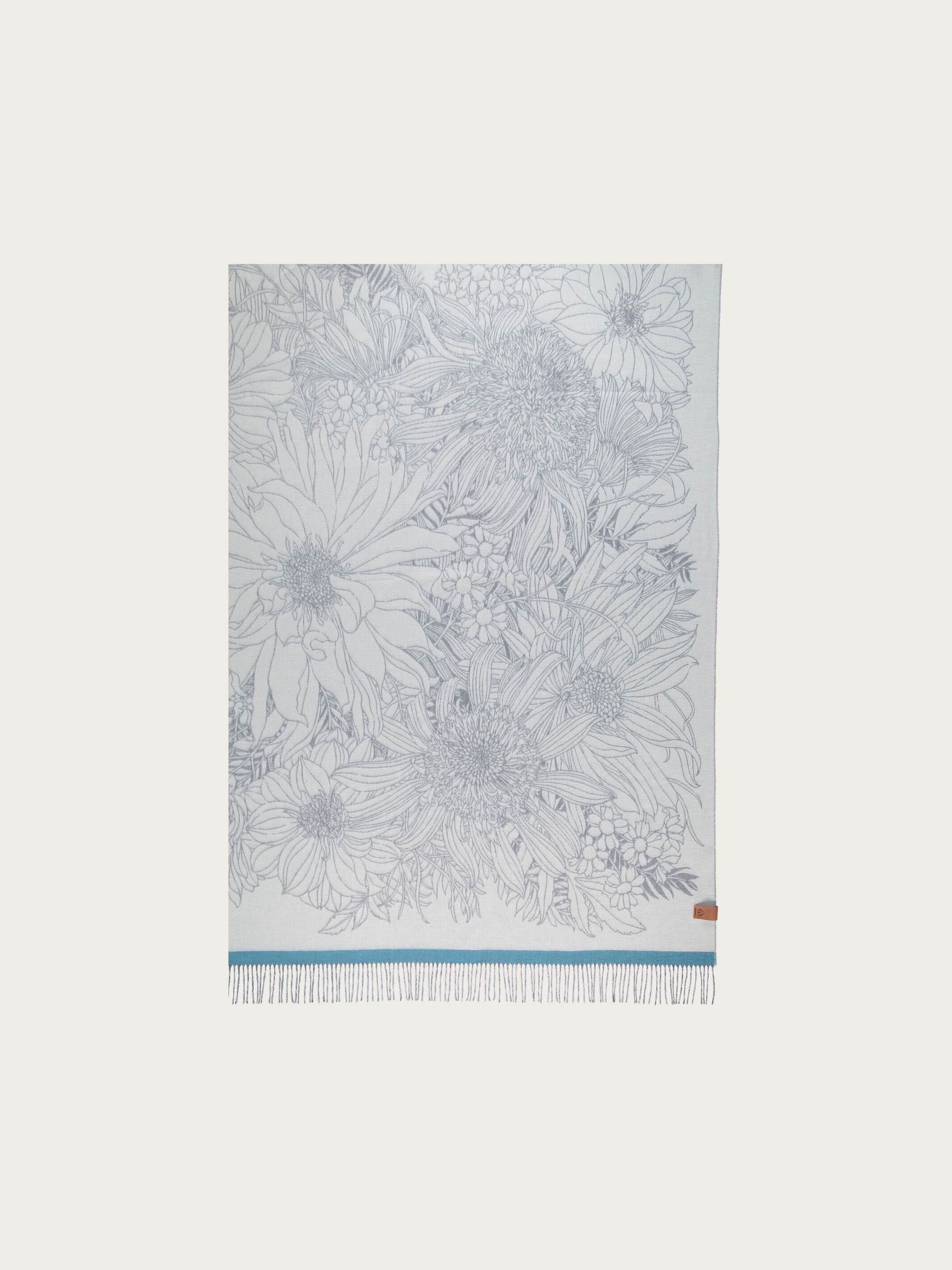 fraas-sustainability-edition-cashmink-decke-mit-blumen-design image 3