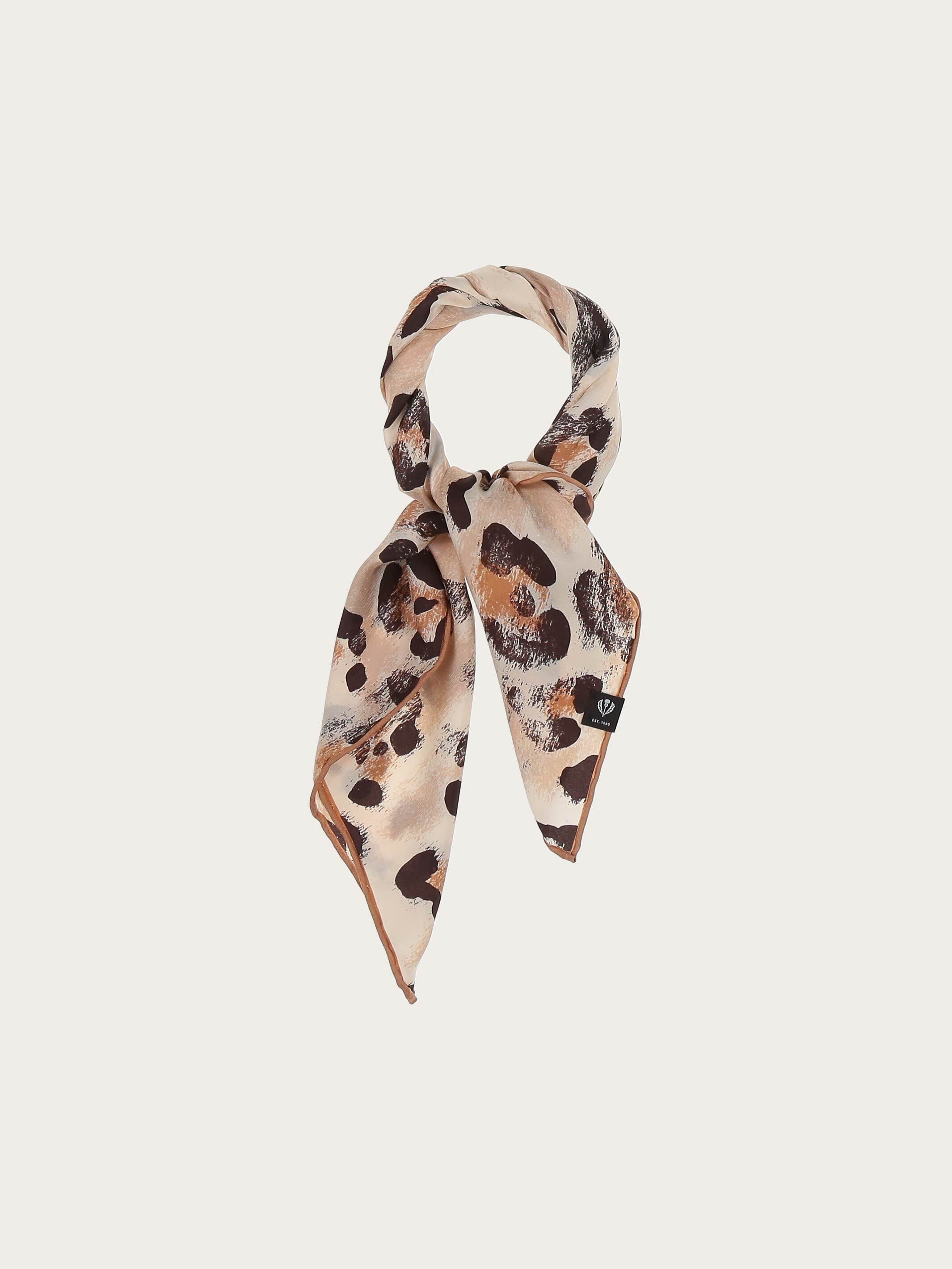 fraas-nickituch-seide-animal-print-mit-handrollierten-kanten image 4