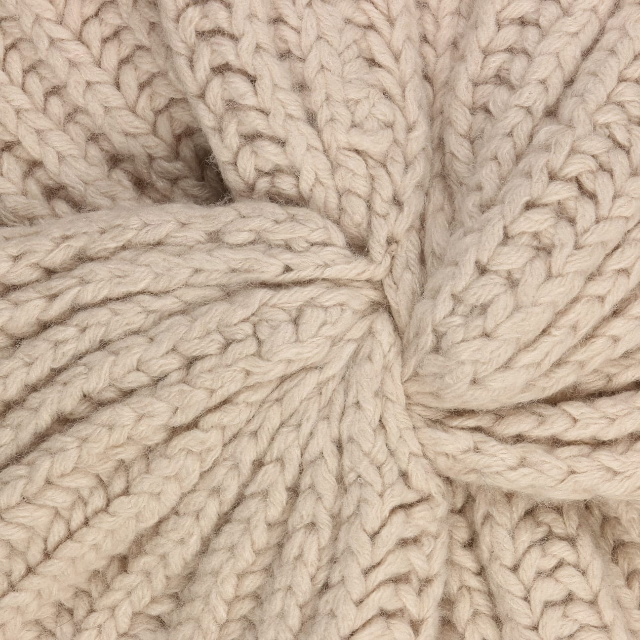 mayser-moyana-wool-mix-loopschal image 3
