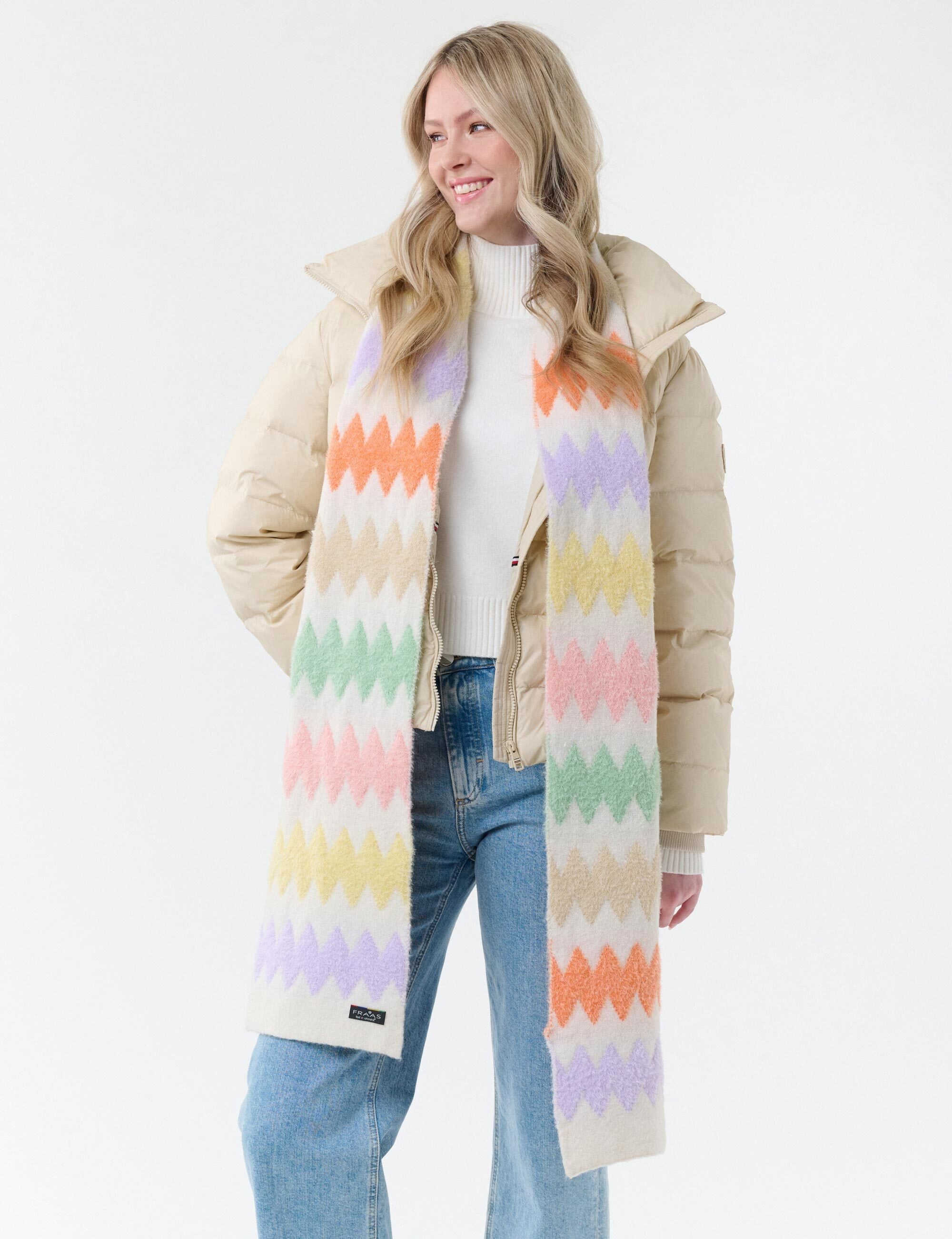 fraas-cashmink-schal-mit-zickzack-muster-und-glitzer-23-x-210-cm image 1