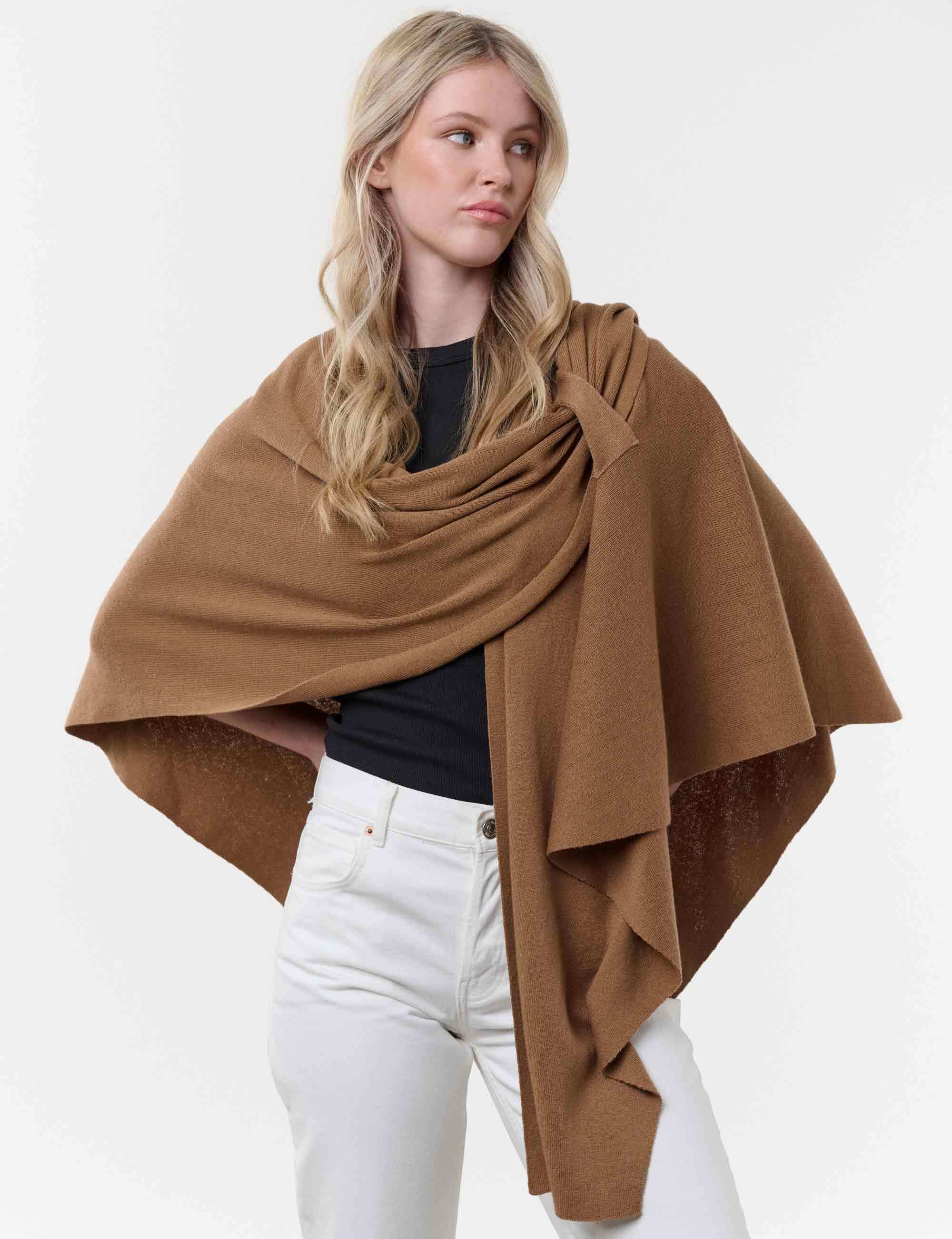 fraas-einfarbiger-poncho-mit-fixier-schlaufe-100-x-150-cm image 5