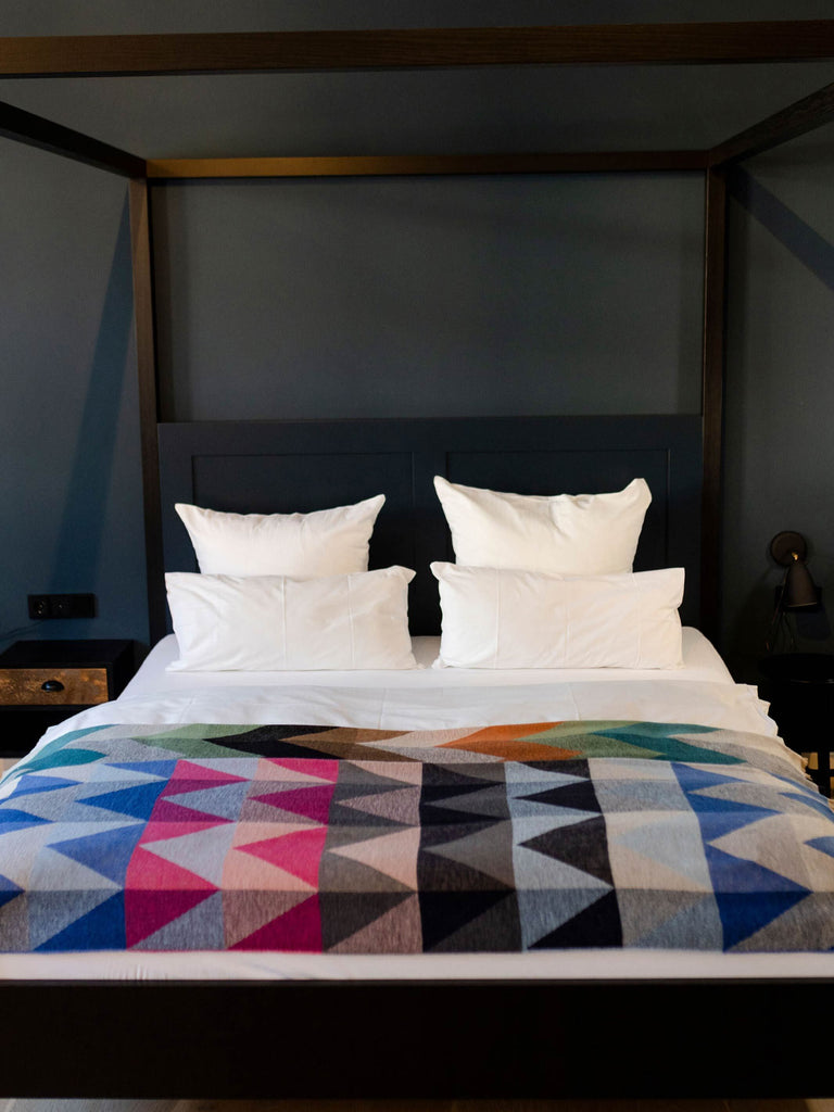 fraas-sustainability-edition-decke-130-x-200-cm-zickzack-design-made-in-germany image 1