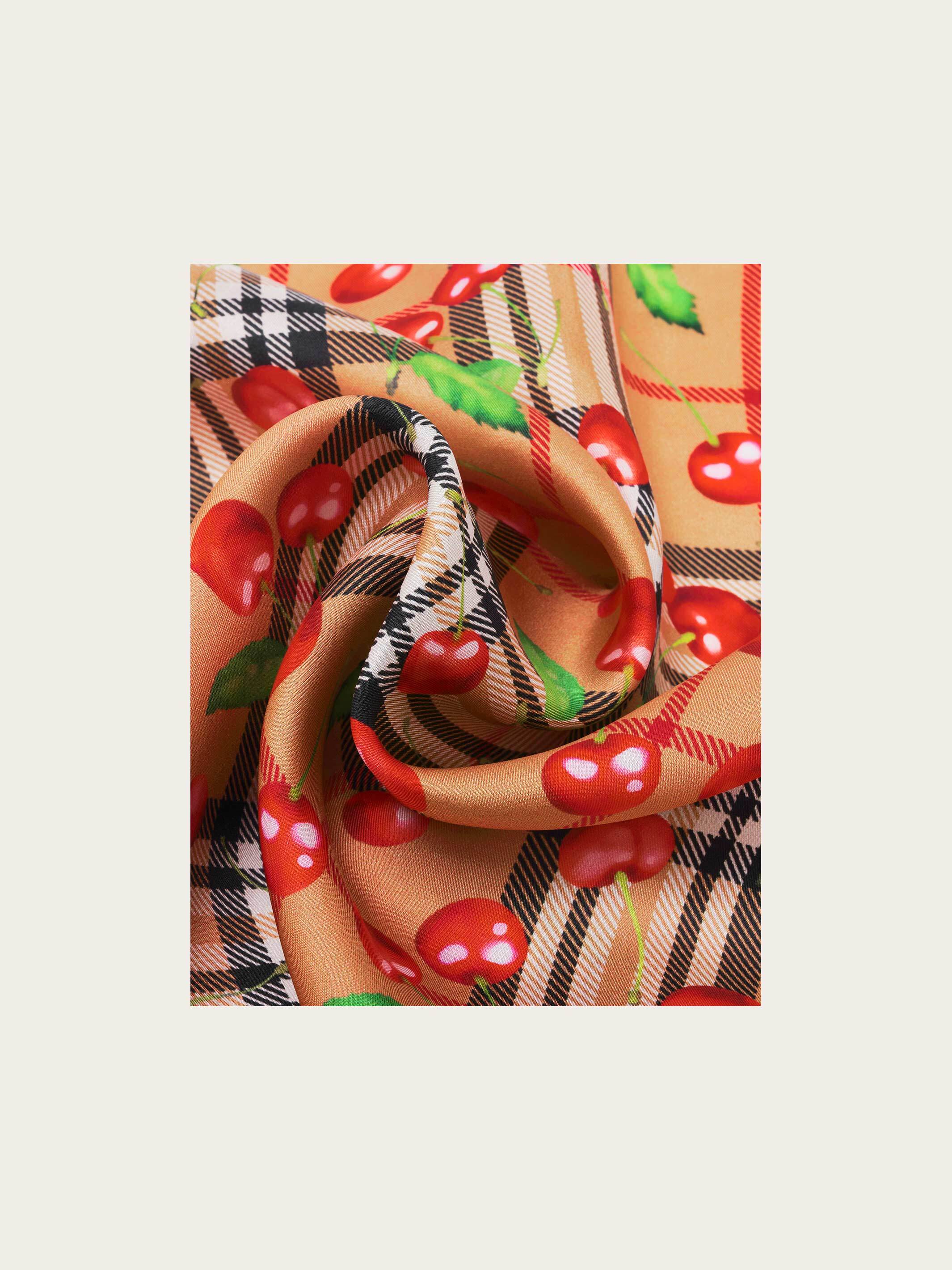 fraas-nickituch-fraas-plaid-karo-mit-kirschen-print-aus-seide-51-x-51-cm image 4