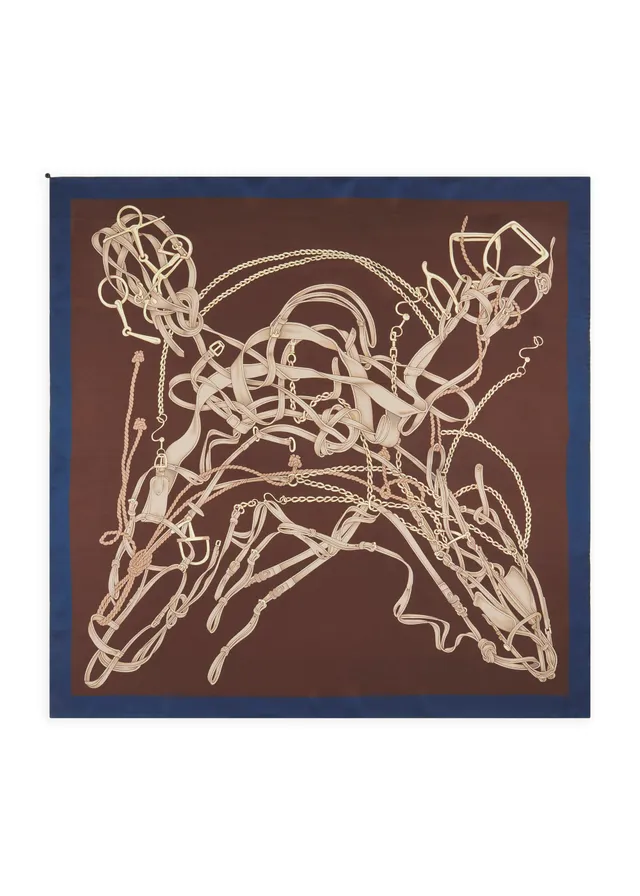 codello-tuch-aus-seide-mit-g-rtel-und-ketten-motiven image 1