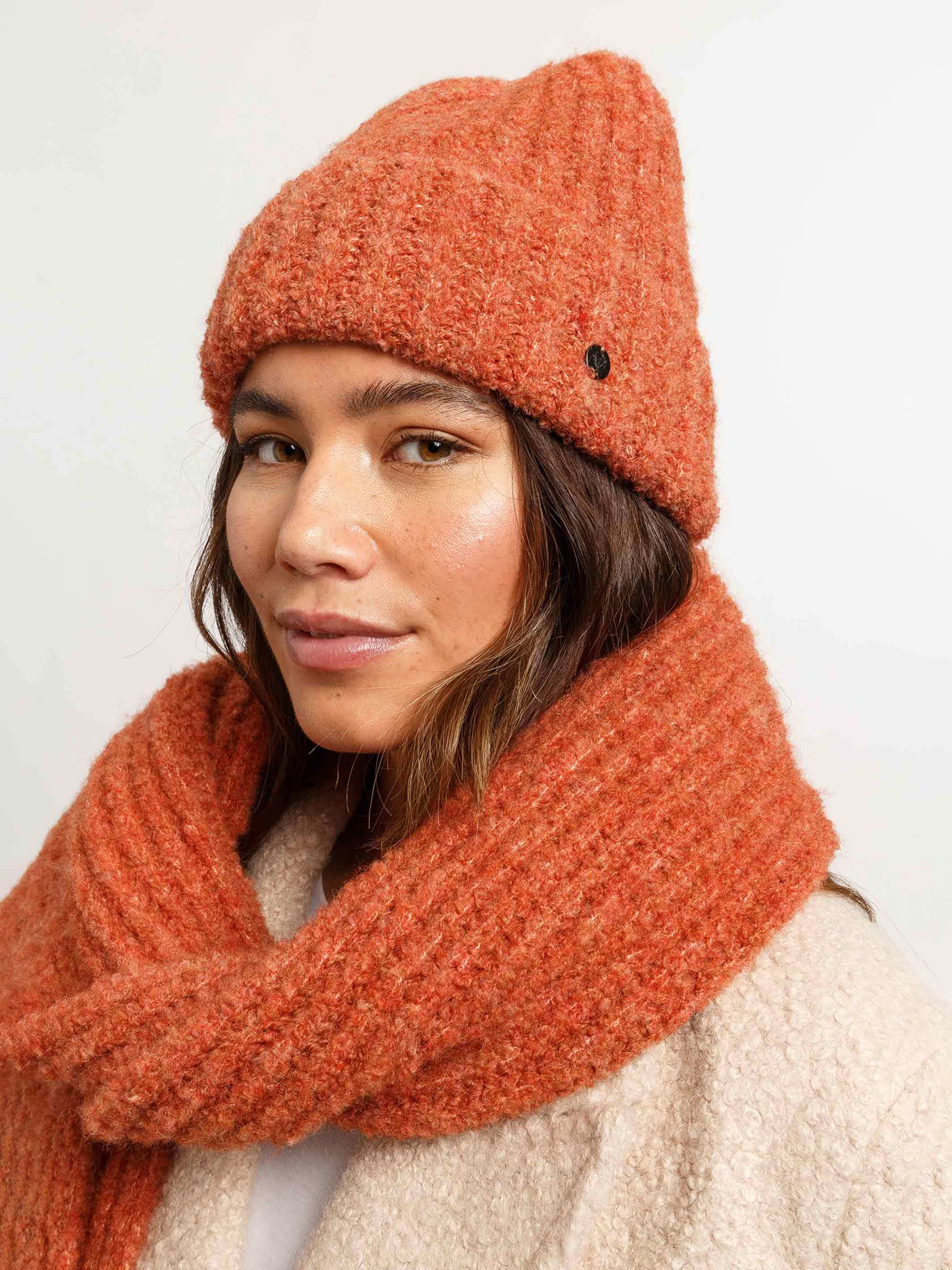 fraas-sustainability-edition-strickm-tze-gerippt-boucl-23-x-21-cm image 5