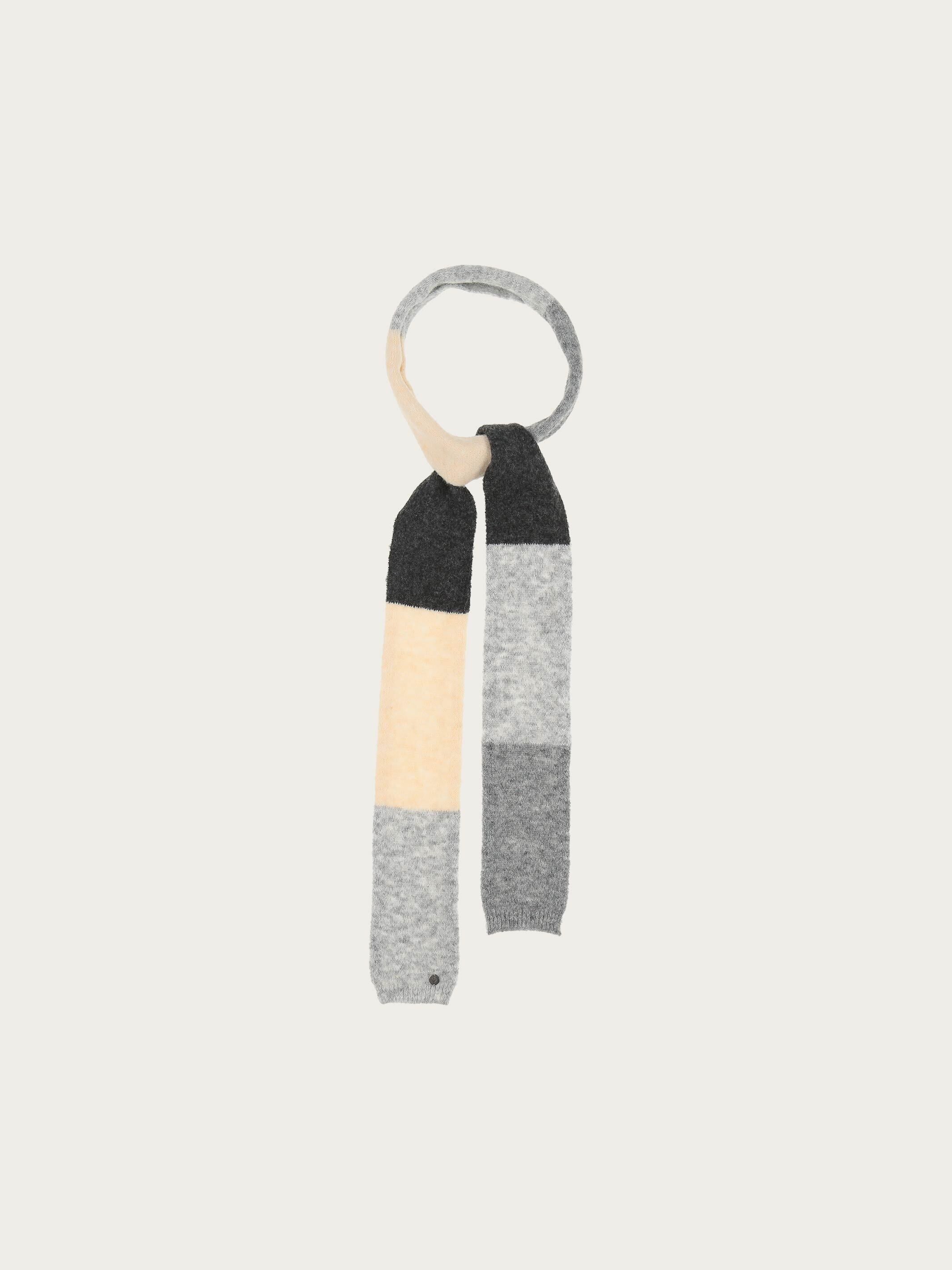 fraas-sustainability-edition-schmaler-strickschal-mit-colour-blocks-11-x-220-cm- image 4