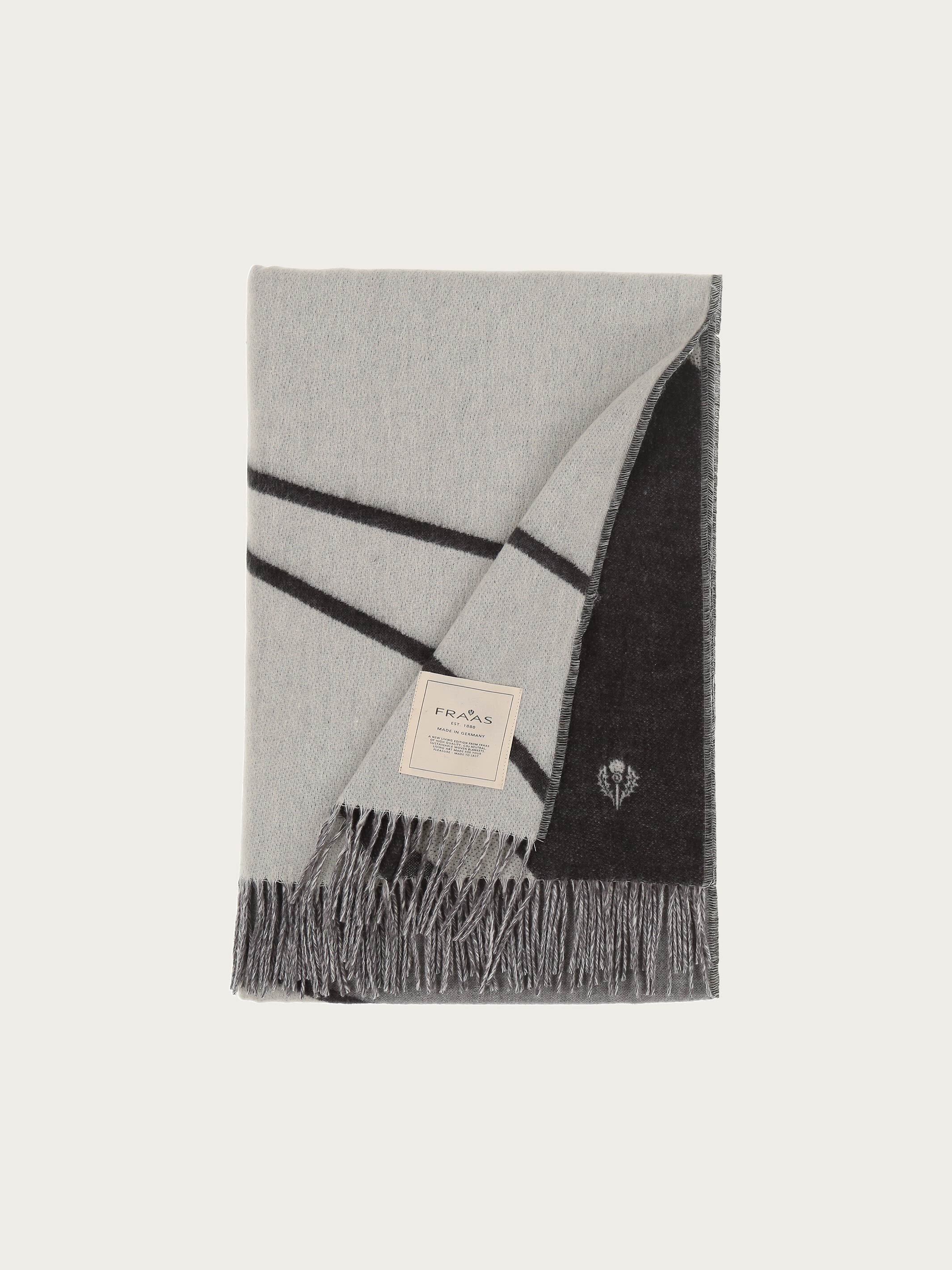 fraas-sustainability-edition-cashmink-decke-marmor-design-130-x-200-cm-made-in-g-2 image 4