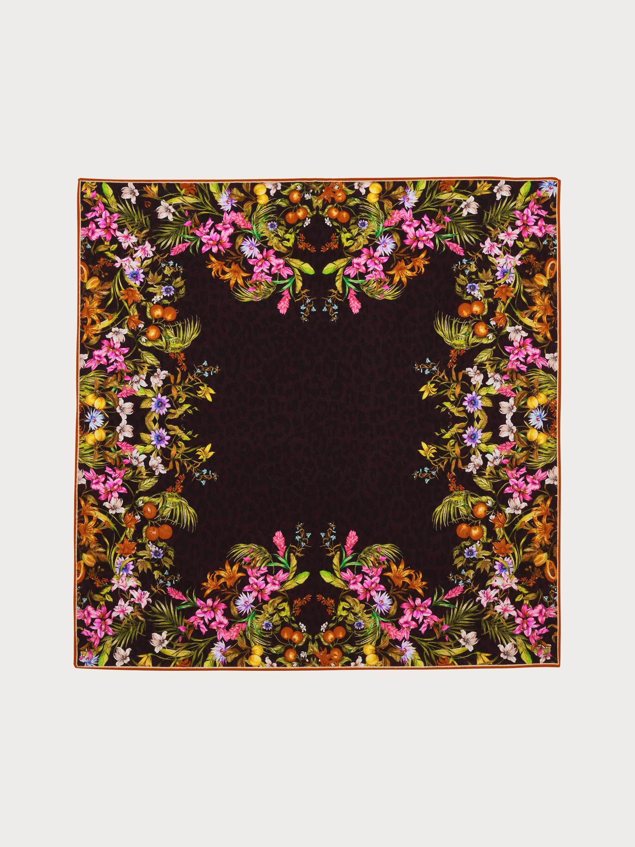 fraas-tuch-mit-herbstlichem-blumen-design-wolle-seide-62-x-62-cm image 5