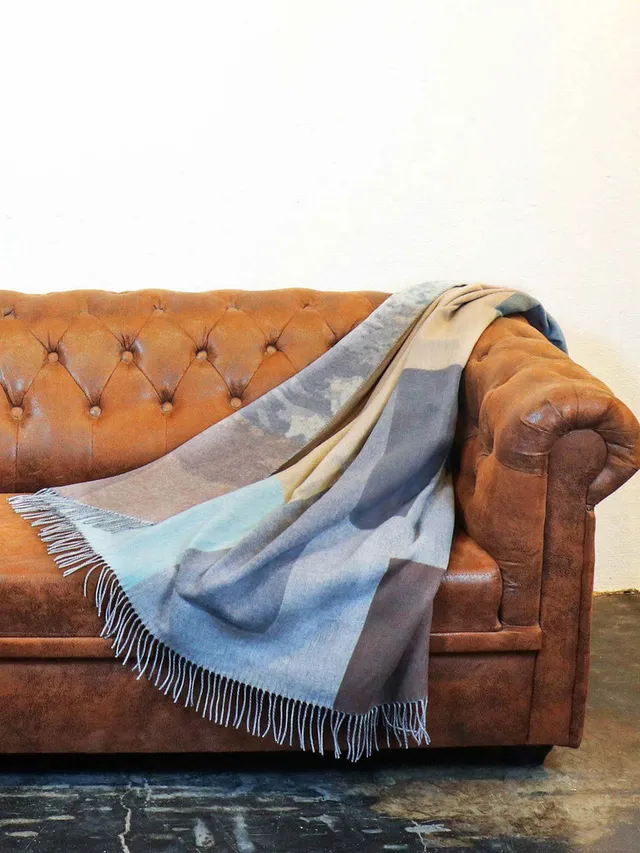 fraas-sustainability-edition-cashmink-decke-colourblock-150-x-180-cm-made-in-ger image 1